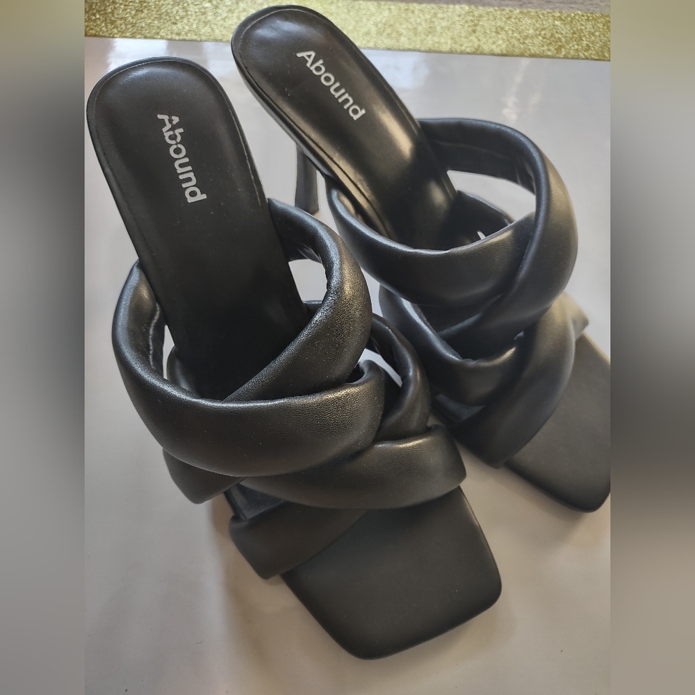 Abound women's shoes size 10 us